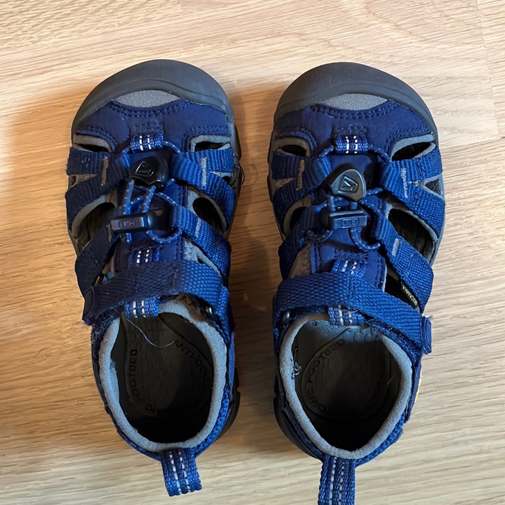 Keen Sandals | Size Toddler 9